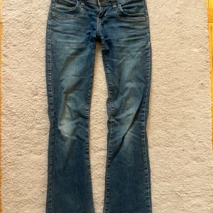 Ltb jeans - Säljer dessa jätte fina ltb jeans i modellen valerie! Stl 25/30❤️pris kan diskuteras!