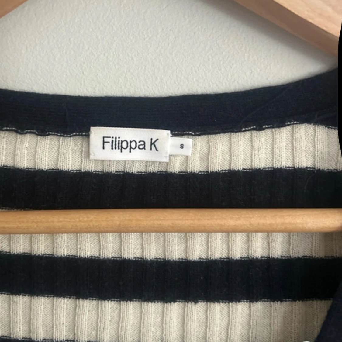 Randig kofta från Filippa K, svart/vit - 2