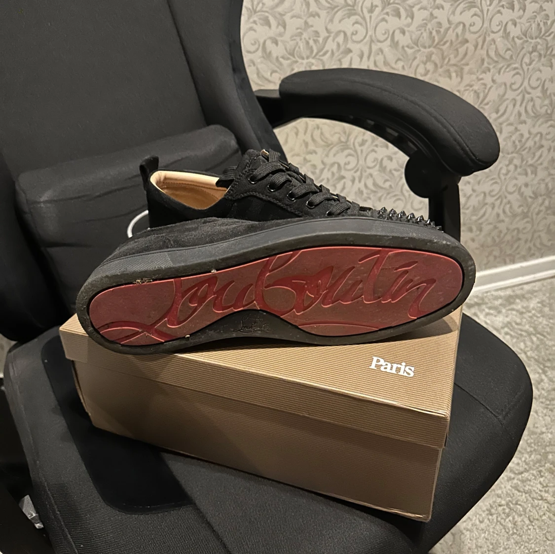 Christian Louboutin svarta sneakers med nitar - 4