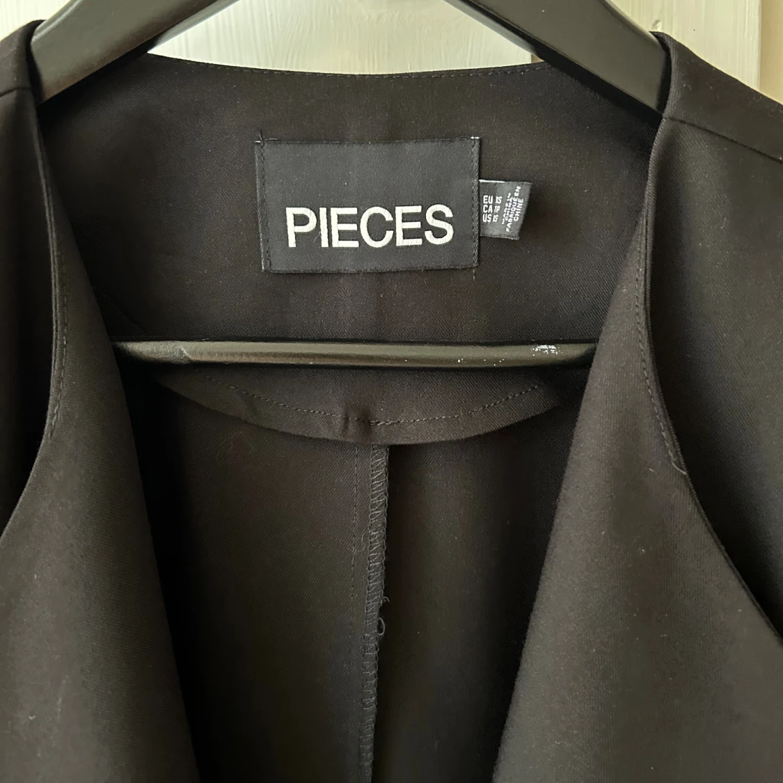 Ny Svart kavajjacka från Pieces - 1