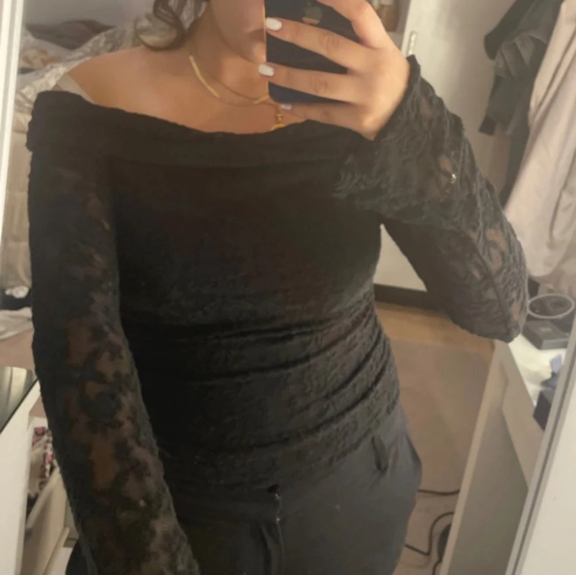 Spetsig off shoulder topp - 2