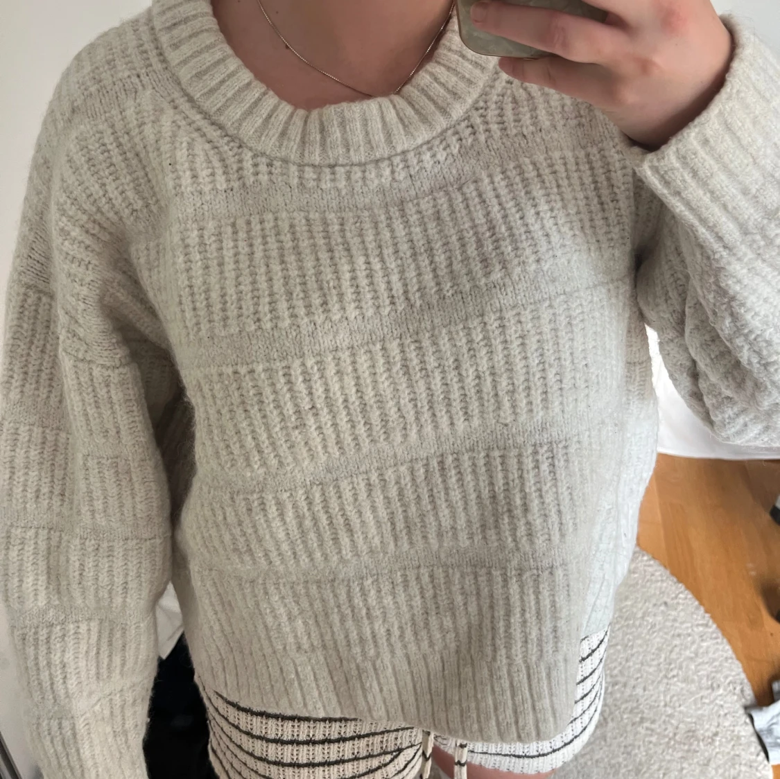 Vit stickad oversized tröja - 1