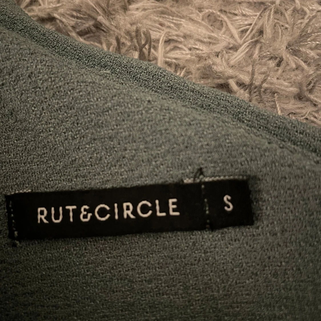 Grön oneshoulder topp Rut&Circle - 1