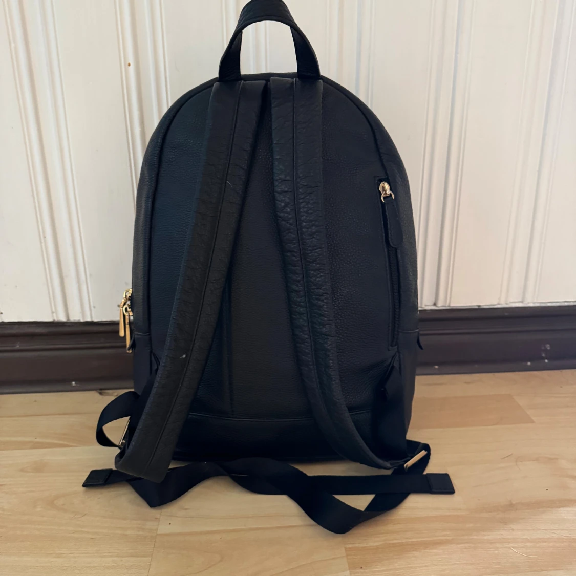 Svart ryggsäck Michael Kors med nitar - 1