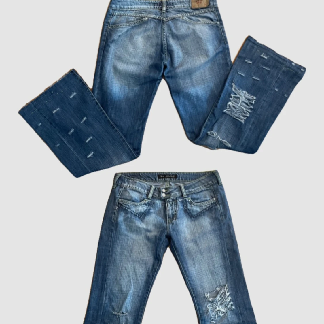 Blå bootcut jeans med slitningar - 2