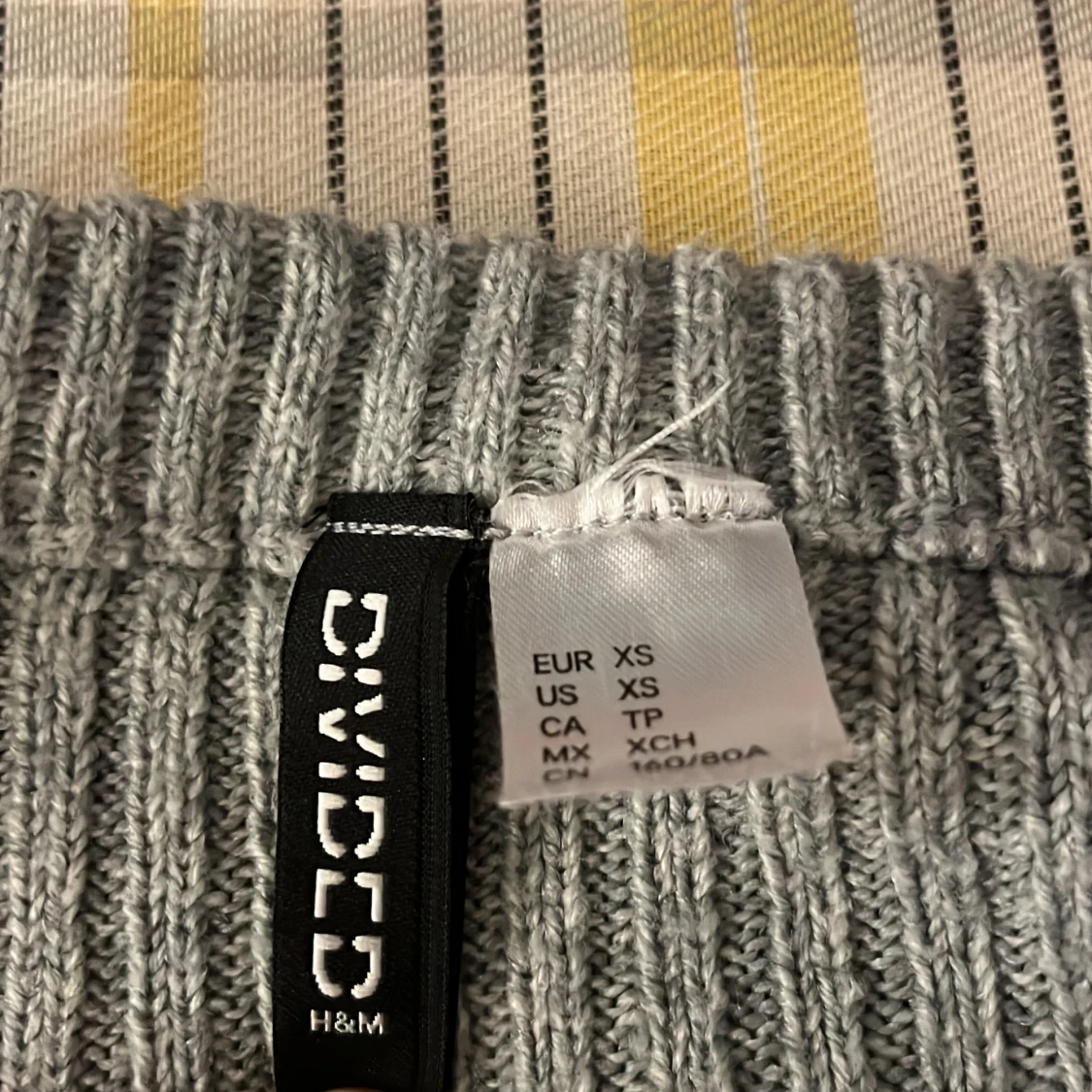Grå ribbad kofta från H&M Divided XS - 2