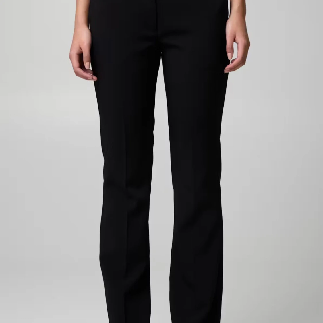 Svarta kostymbyxor med raka ben - 1