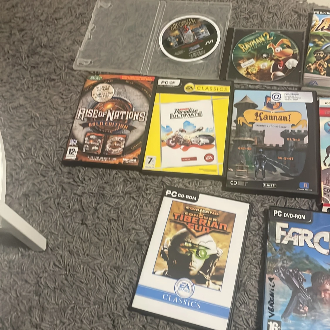 PC-spel samling (Far Cry, Rayman 2, Command & Conquer, m.fl.) - 1