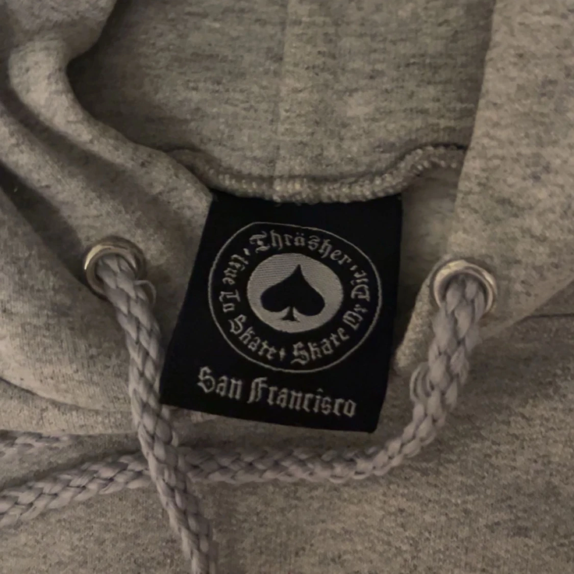 Grå Thrasher hoodie - 2