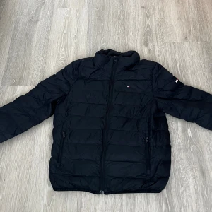 Tommy hilfiger jacket - 150 in boys size and very good condition