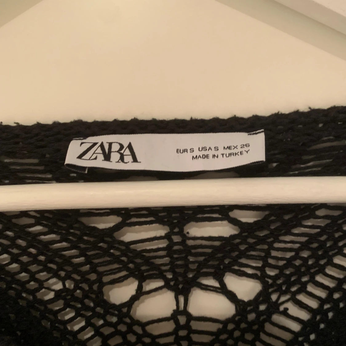 Svart virkad tröja från Zara - 3