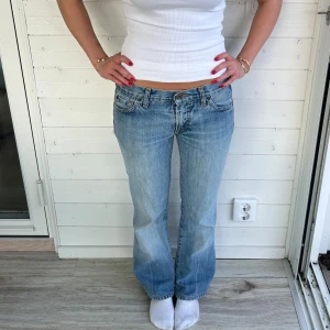 Ljusblå replay jeans  - Ljusblå lågmidjade replay jeans i storlek XS