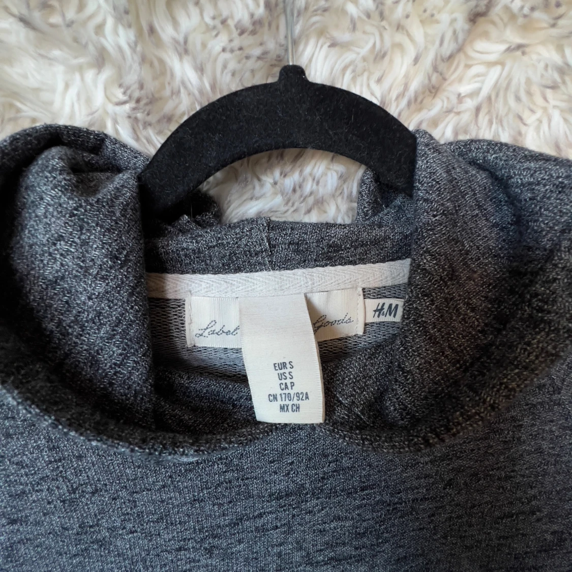 Mörkgrå hoodie från H&M, stl S - 2