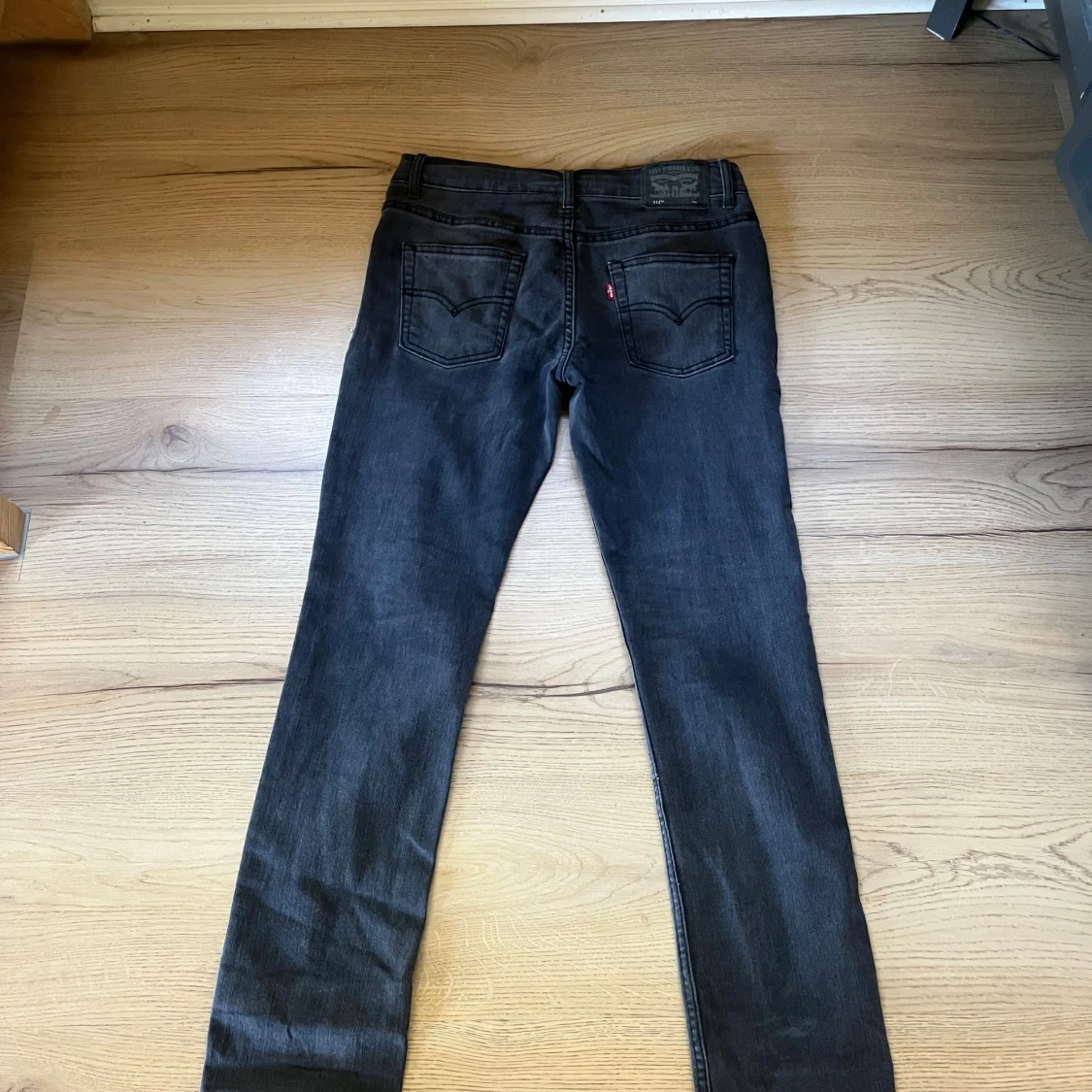 Levi's 511 svarta jeans straight fit - 1