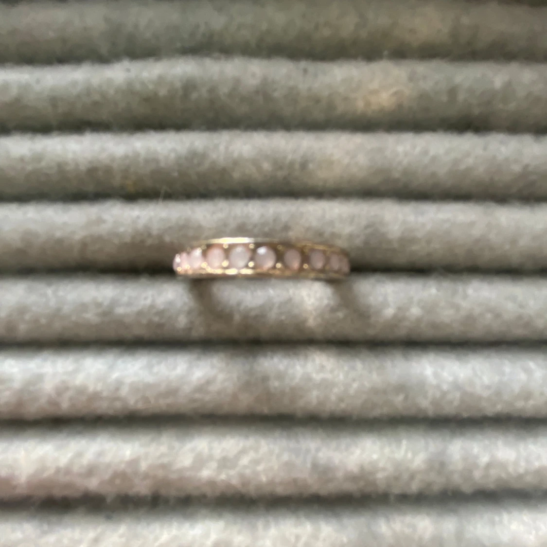 Set med tre guldiga ringar - 2