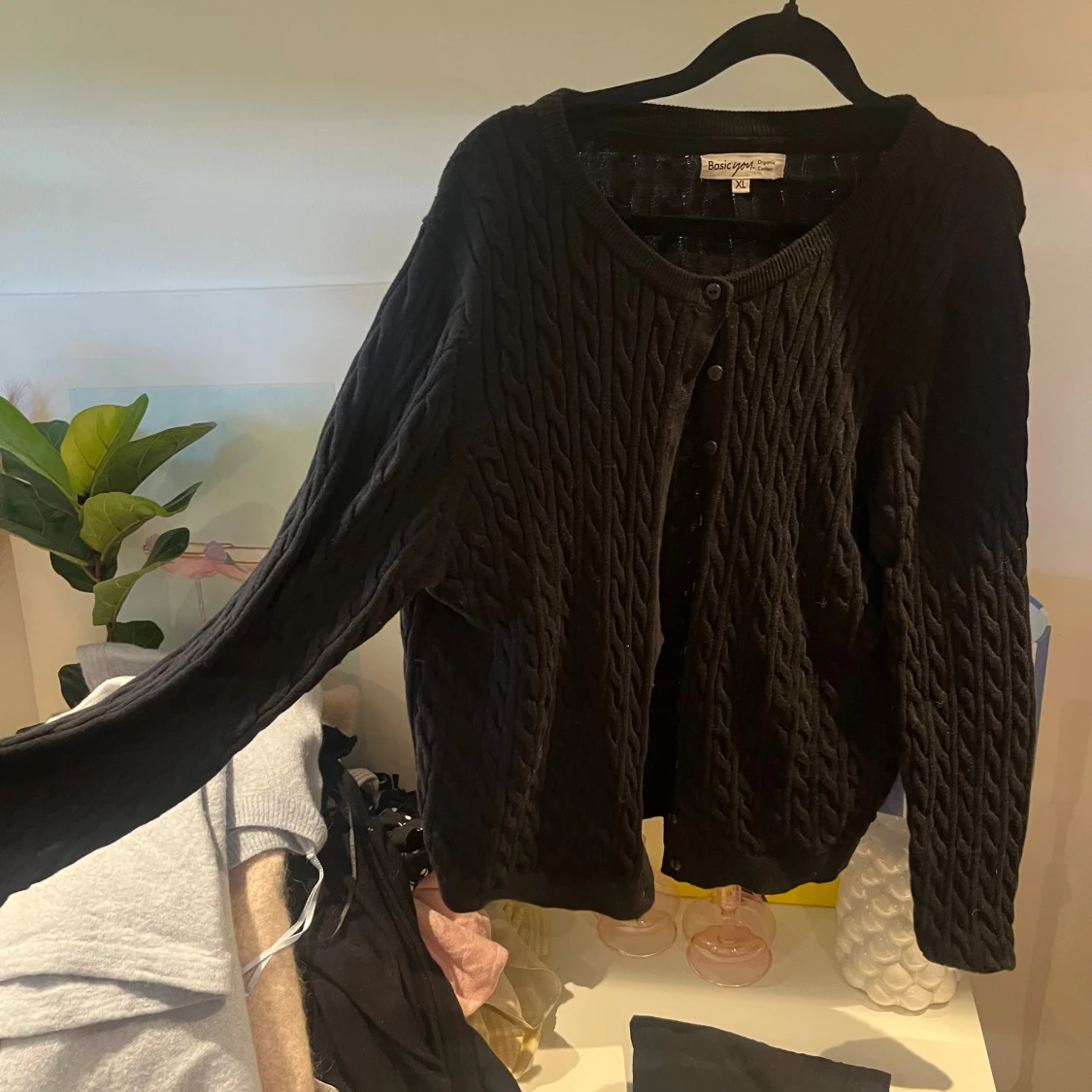 Svart kabelstickad kofta Basic You XL - 1