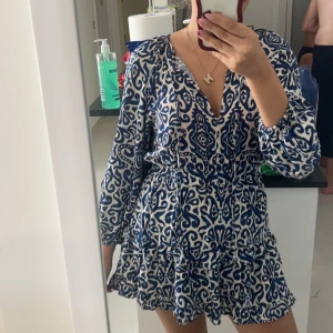 Zara klänning  - Supper fin klänning från Zara 