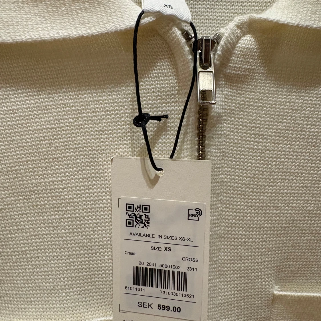 Vit stickad kofta med dragkedja - 3