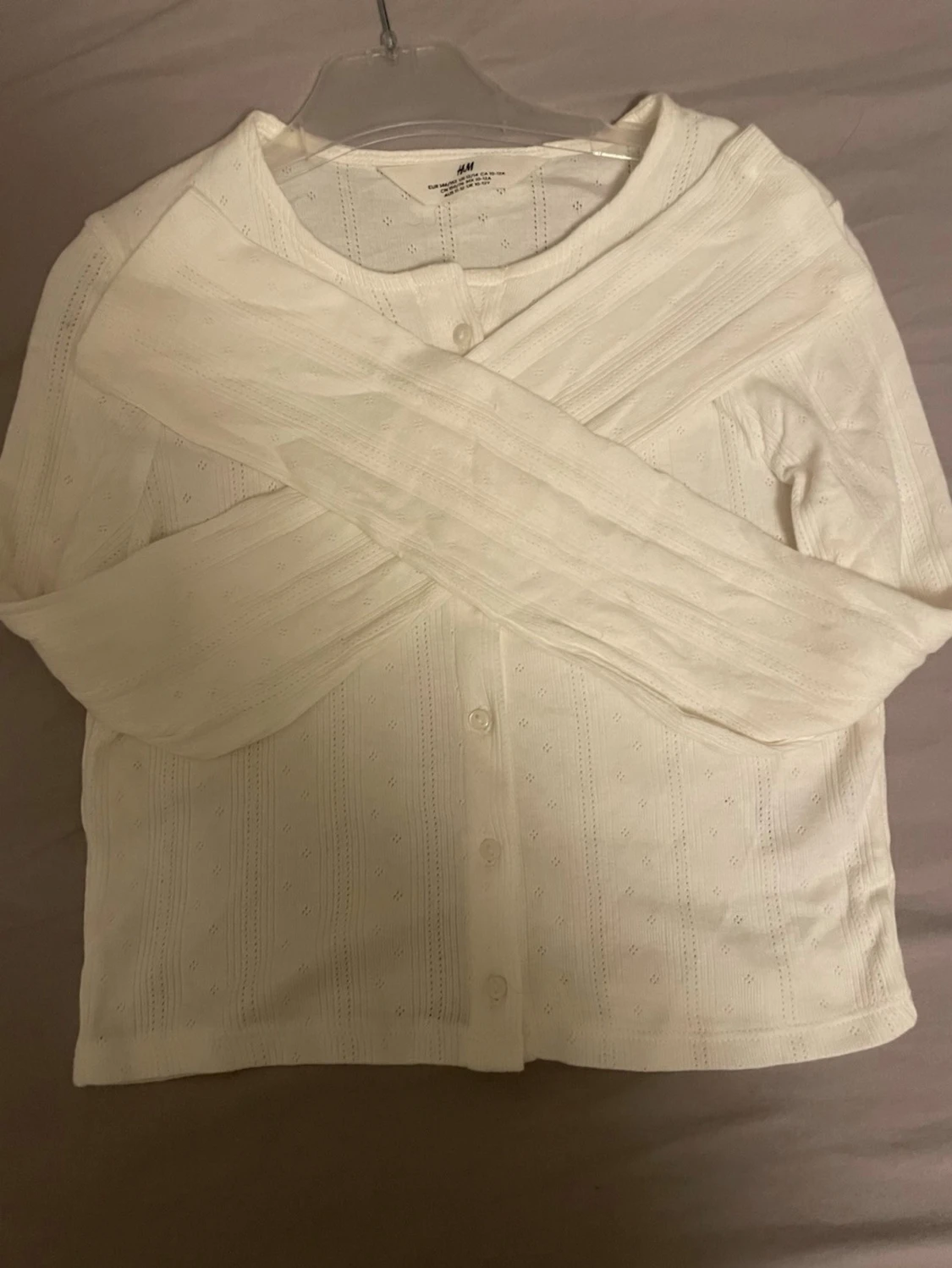 Vit kofta från H&M med knappar