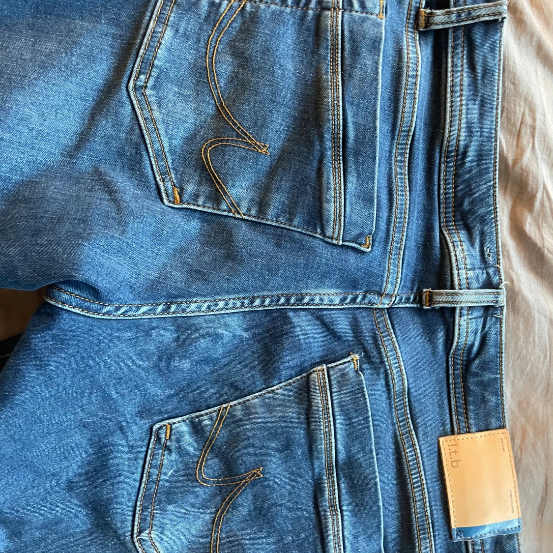 Blåa lågmidjade bootcut ltb jeans - 4