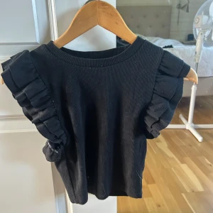 Volangtopp - Supergullig Volangtopp från Zara 🫶