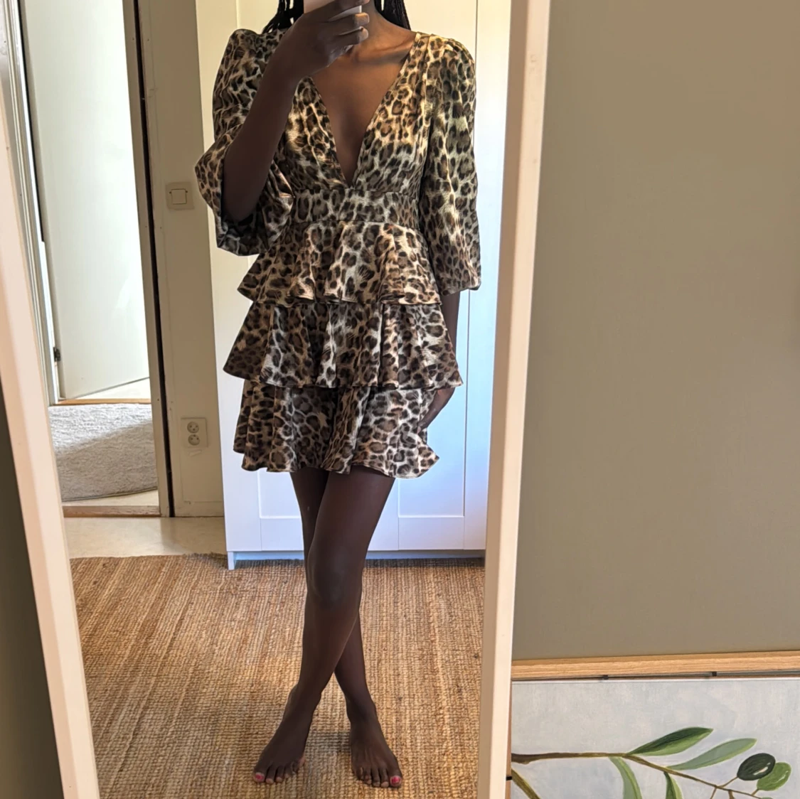 Leopardmönstrad volangklänning - 2