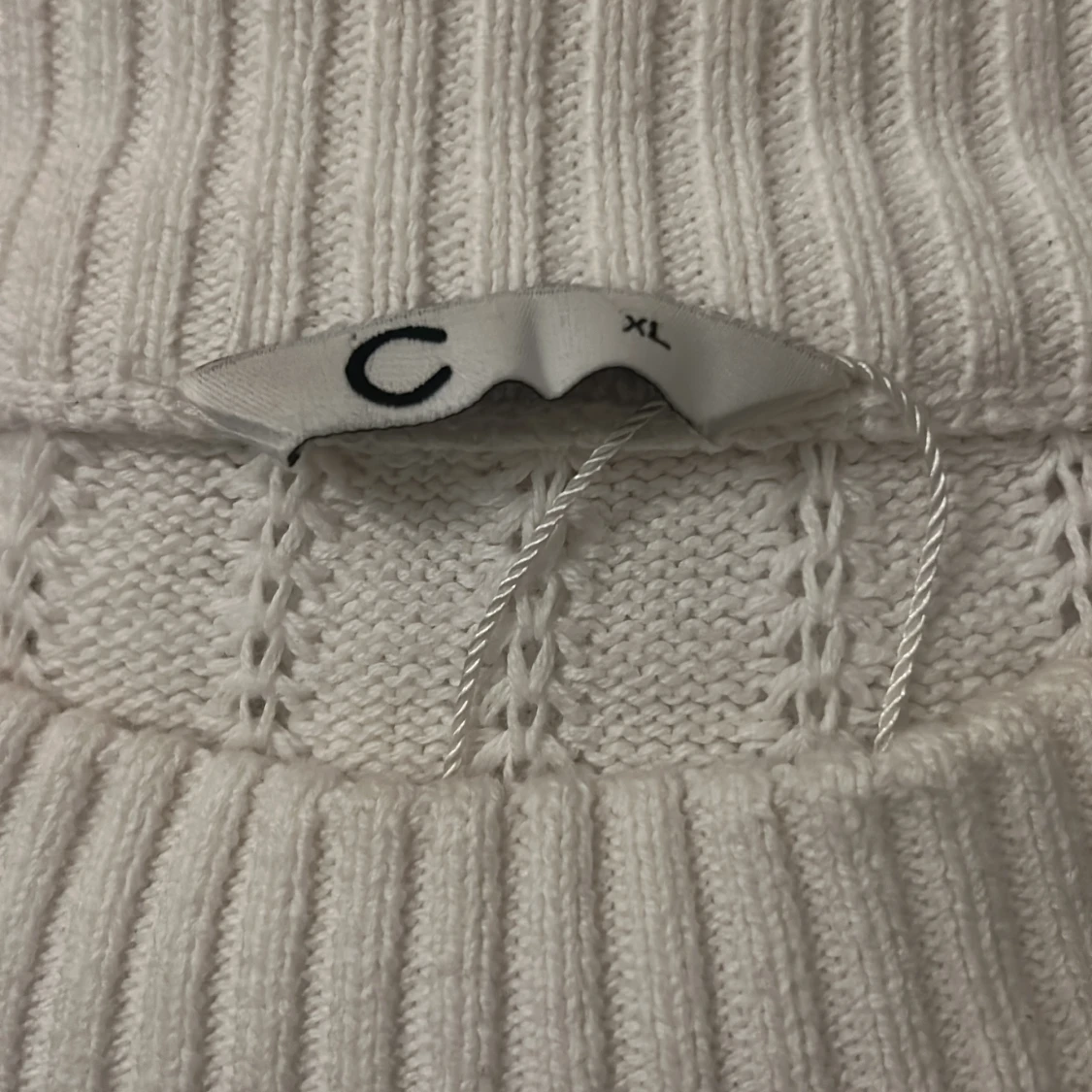 Vit stickad tröja från C, XL - 3