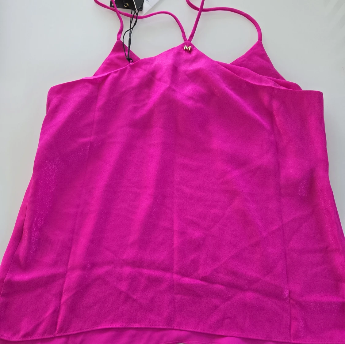 Fuchsia linnetopp från Lola Casademunt - 3