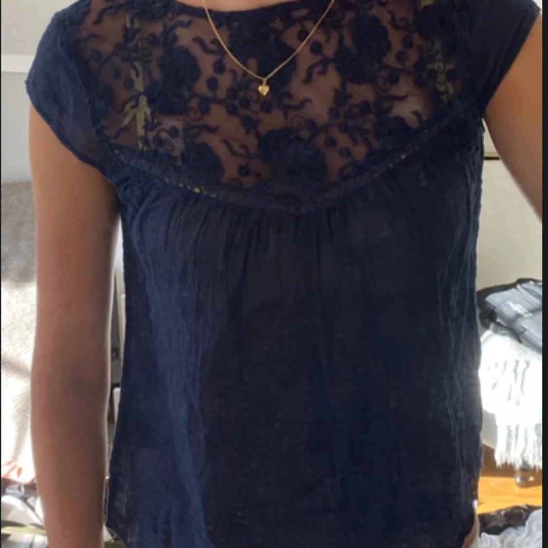 Marinblå spetsblus 💗💗