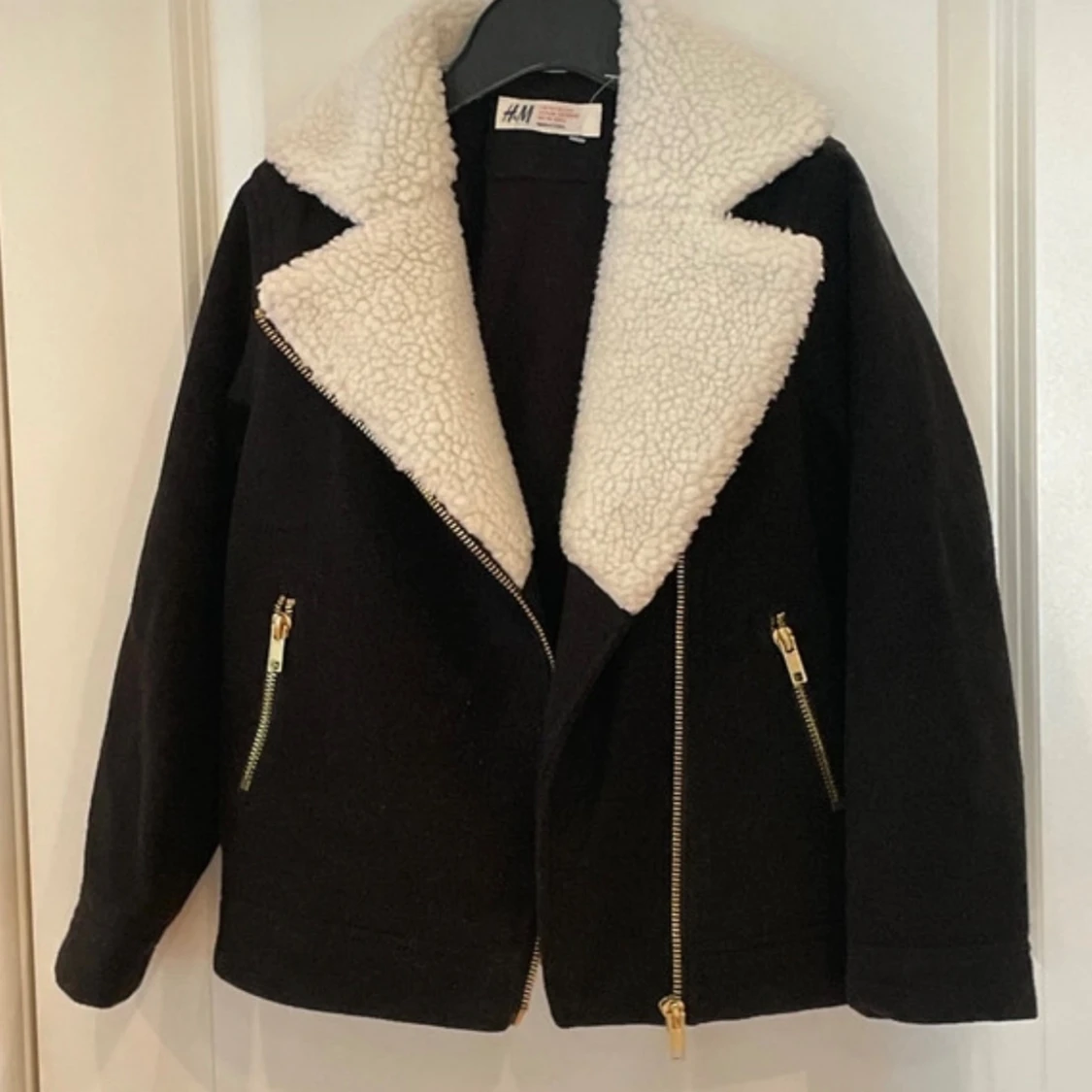 Svart teddyjacka från H&M med dragkedja för barn - 2