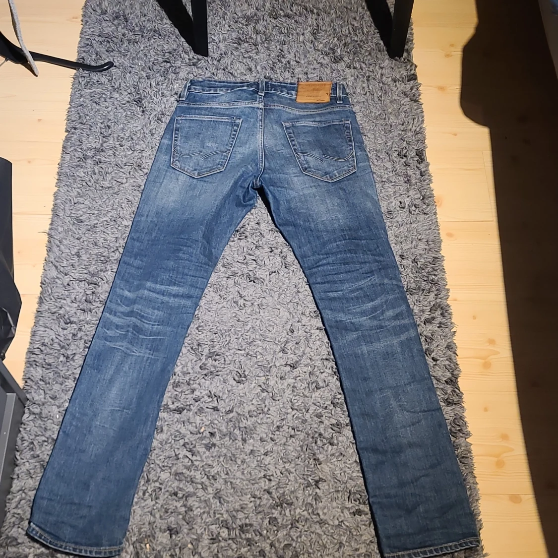 Blå jeans från Jack & Jones - 1