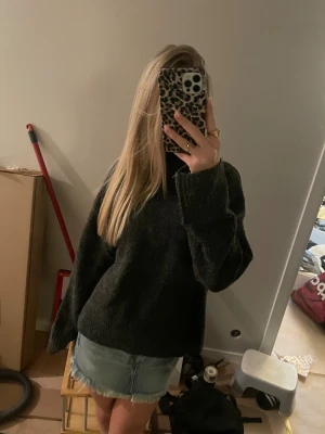 Stickad tröja från Gina tricot  - Säljer den här jättefina stickade tröjan från Gina tricot då den inte kommer till användning. 💞