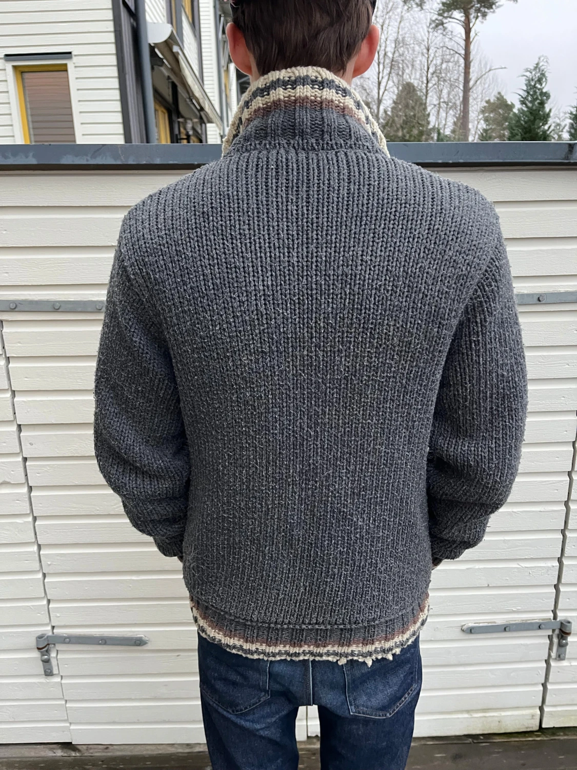 Stickad kofta med foder  - 2