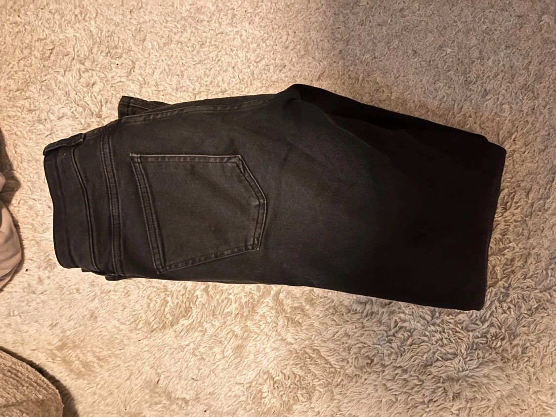 Svarta bootcut jeans från lager 157
