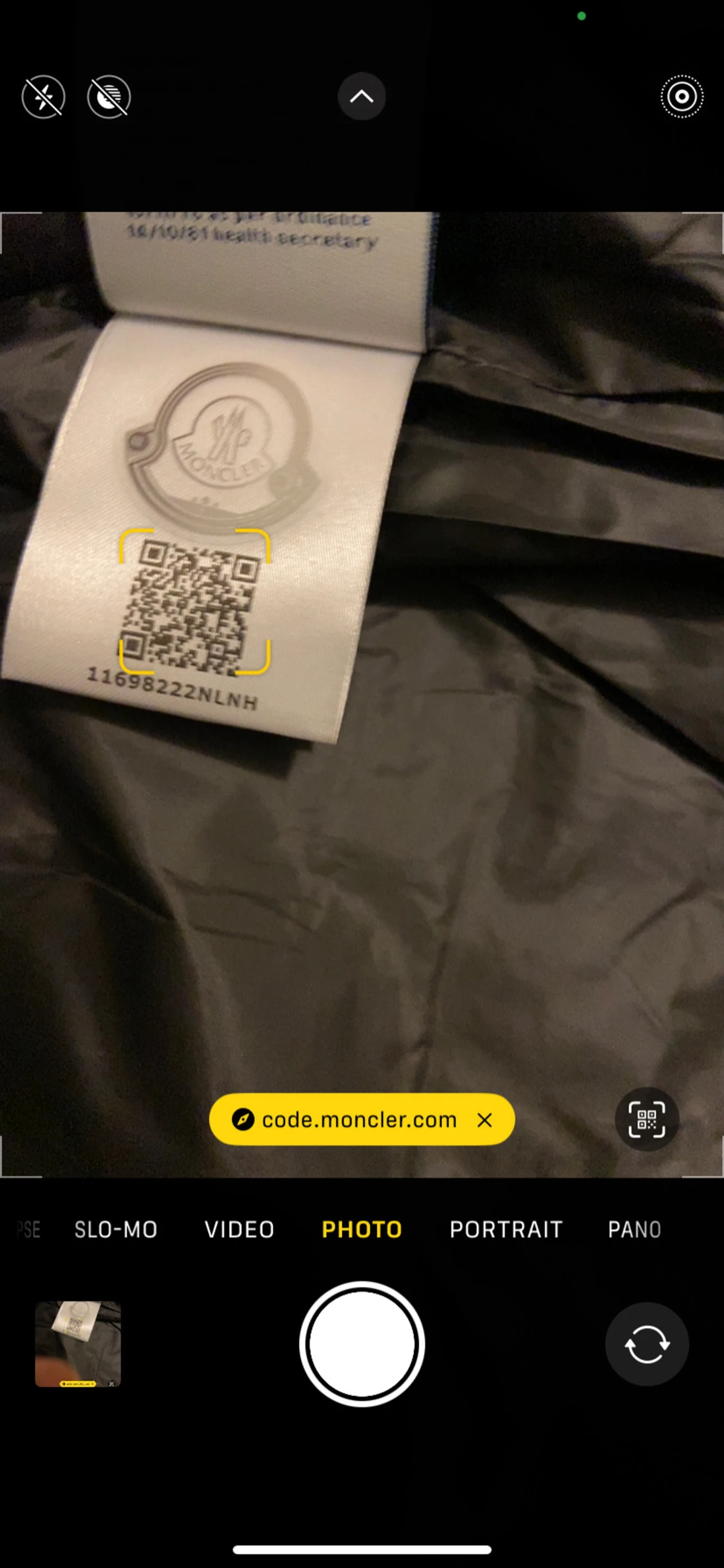 Svart Moncler pufferjacka med huva - 2