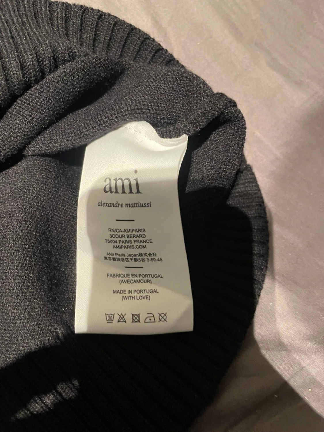Svart stickad tröja från Ami Paris - 2