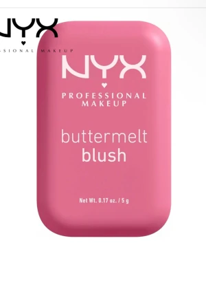 NYX Buttermelt Blush 06 For The Butta - NYX Buttermelt Blush i färgen 06 For The Butta är ett krämigt rouge med en intensiv rosa ton. Kommer i en smidig, rektangulär dosa på 5 g. Perfekt för att ge kinderna en fräsch och mjuk färg med naturlig finish. 