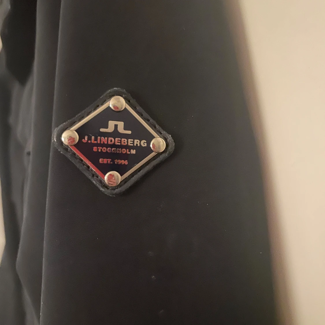 Mörkblå fieldjacket från J.Lindeberg - 2