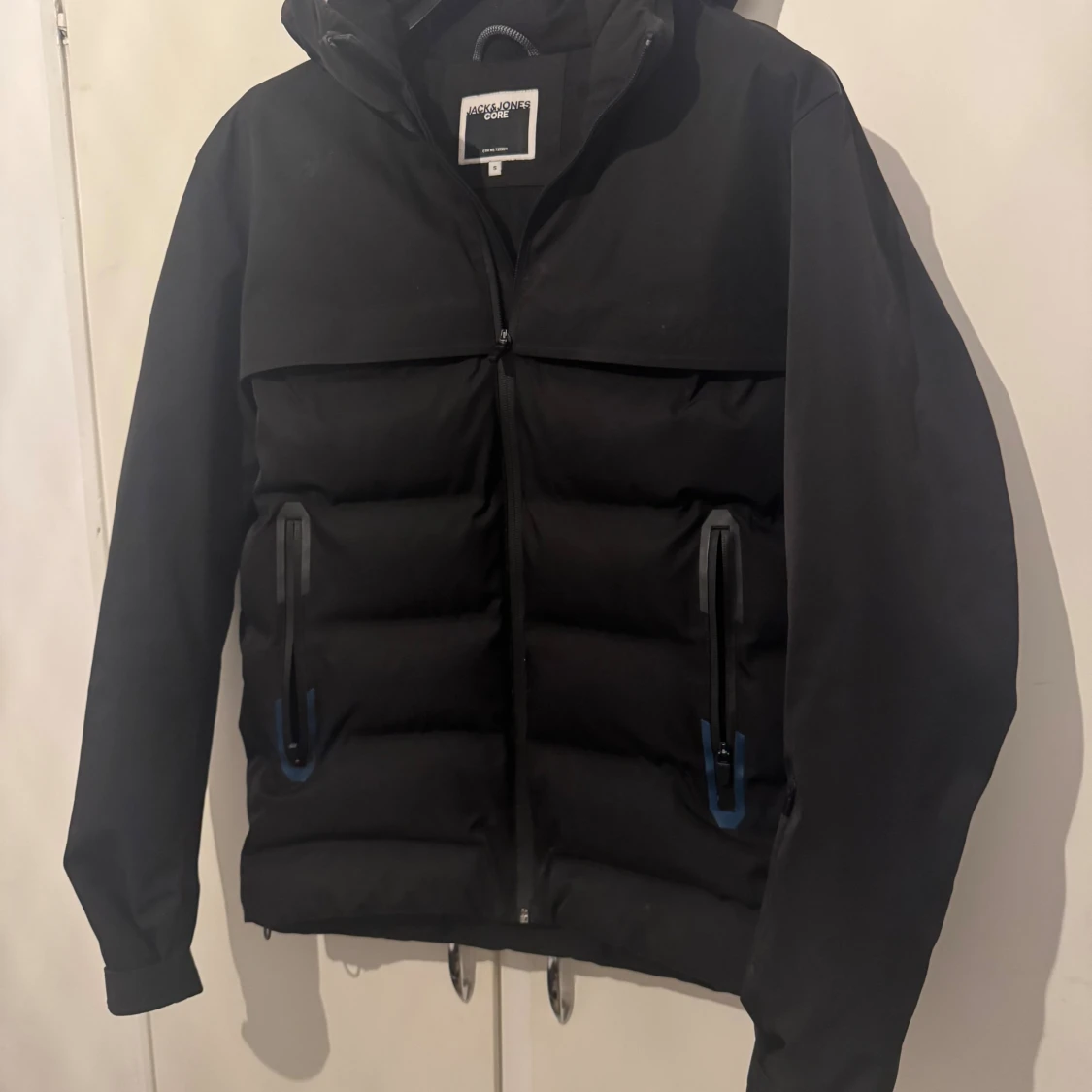 Svart pufferjacka från Jack & Jones