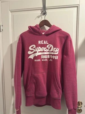  Superdry hoodie -  hoodie från Superdry - Strl M - skick: 9/10 - DM vid frågor eller fler bilder 🤝