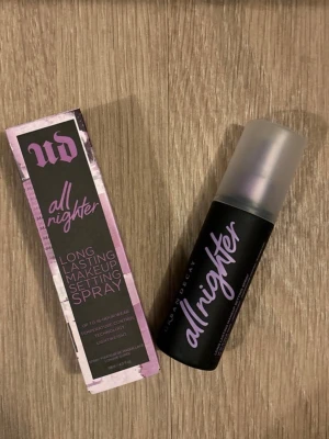 Urban Decay All Nighter Setting Spray -  Helt ny i originalförpackningen  (118 ml) 