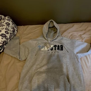 Trapstar - Helt ny aldrig använd storlek L skriv för mer information 