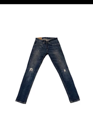 Dondup George jeans  - Säljer nu dessa feta dondup jeans 