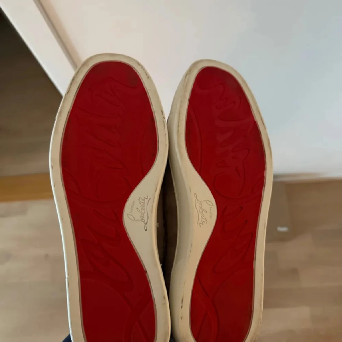 Säljer/byter ett par Christian Louboutin  - 1