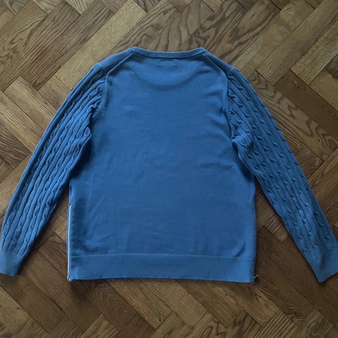 Blå stickad tröja från GANT, L - 1