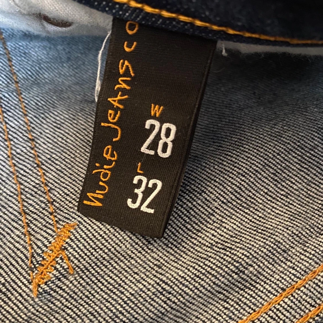 Mörkblå jeans från Nudie Jeans Co - 2