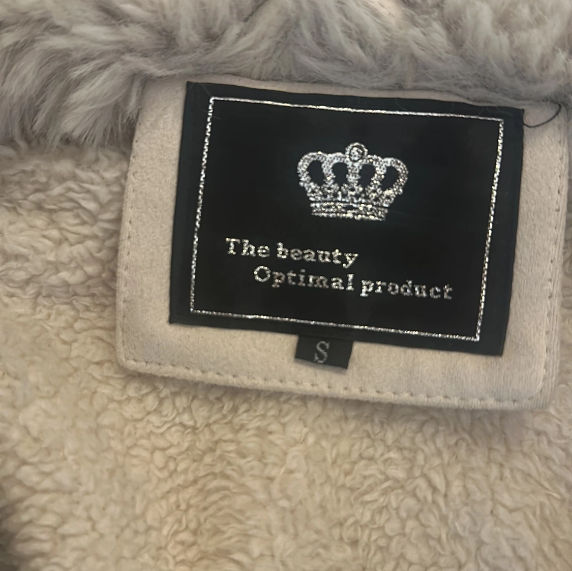 Beige pälsjacka med bälte S - 2