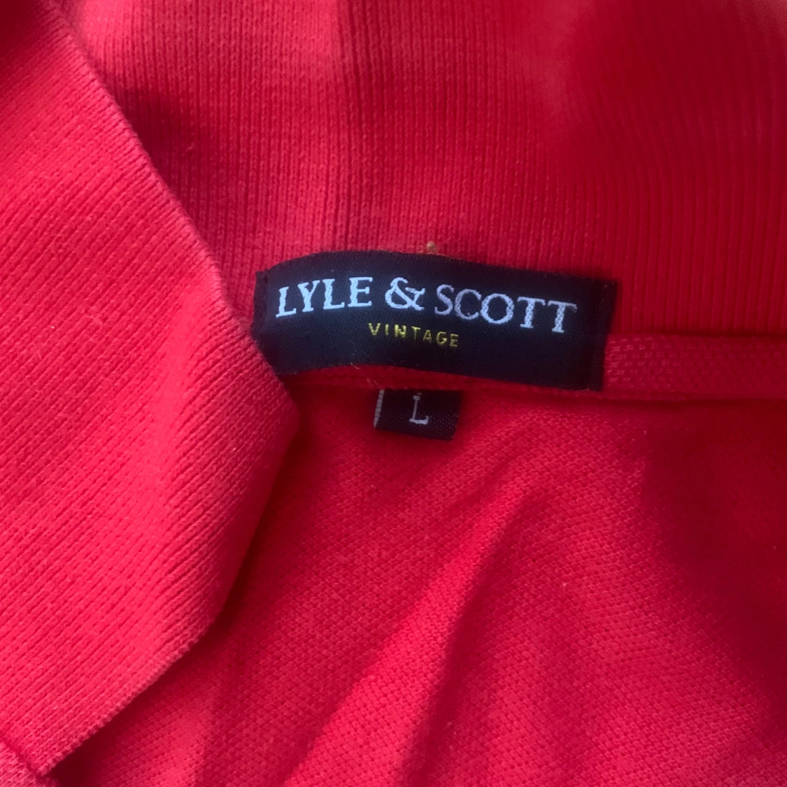 Röd pikétröja från Lyle & Scott - 1