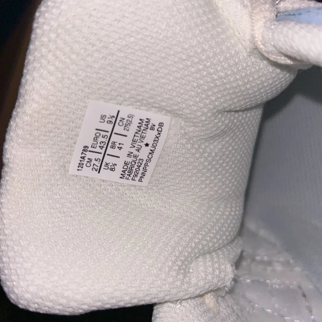 Asics sneakers i ljusblå och vitt - 3