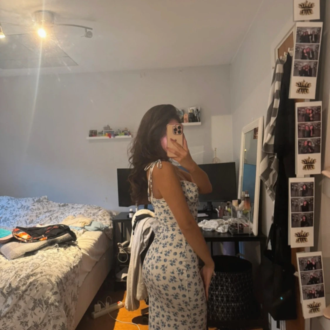 Blommig långklänning med knytband - 1